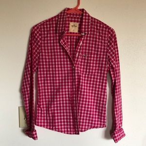Hollister plaid pink button up shirt, like new.